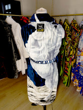 Load image into Gallery viewer, Sleeveless Pegasus