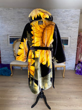 Load image into Gallery viewer, Exclusive Sunflower Robe