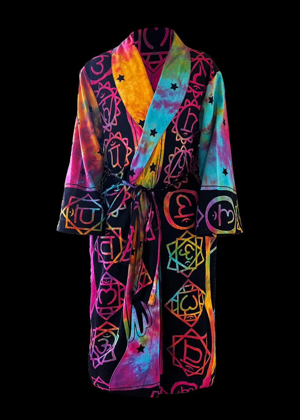 Daddy Robes Becomes Popular Fashion Item Among Stars Amid Pandemic